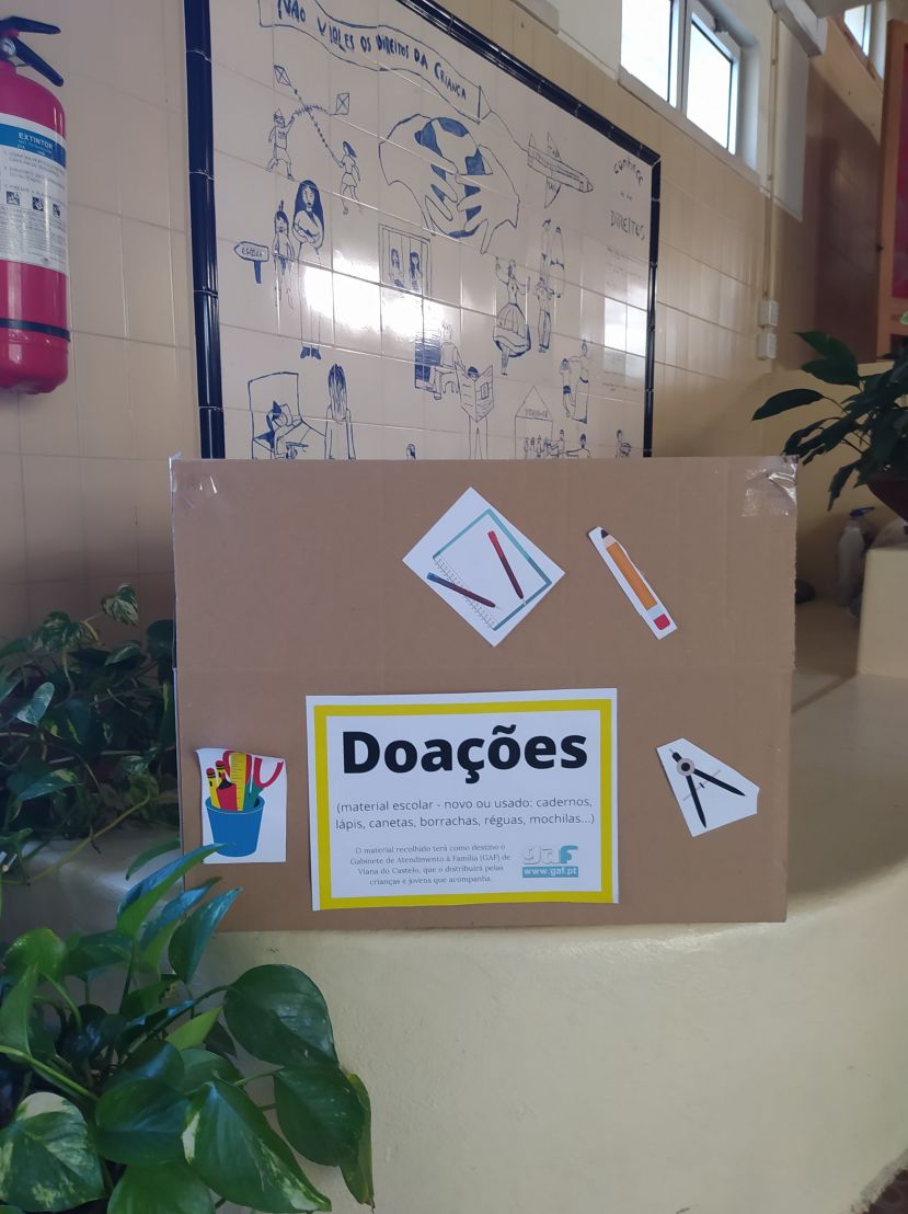 Campanha de Recolha de material escolar